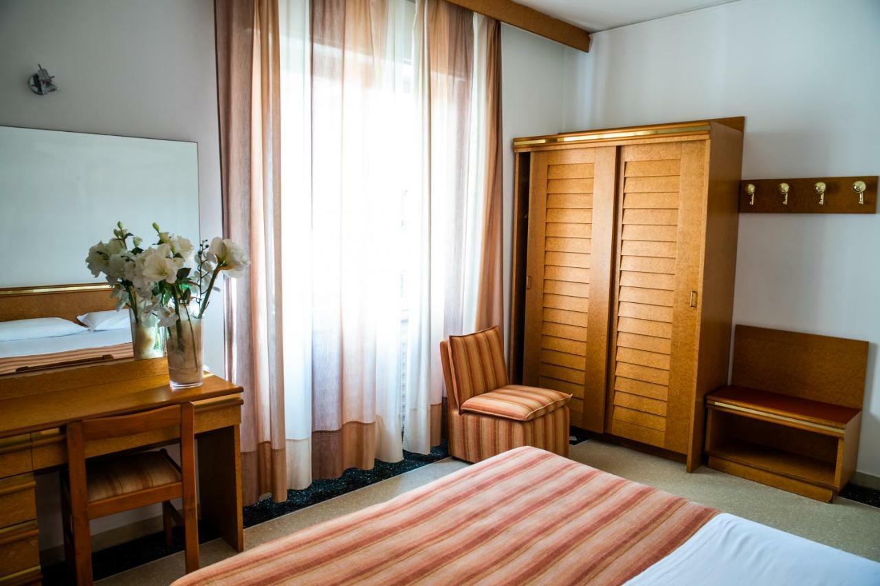 Hotel West End Αλάσιο Εξωτερικό φωτογραφία
