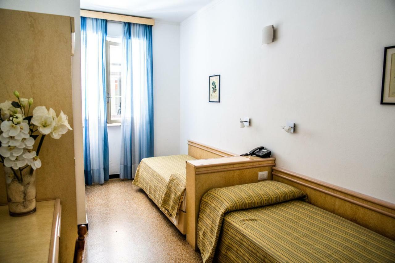 Hotel West End Αλάσιο Εξωτερικό φωτογραφία
