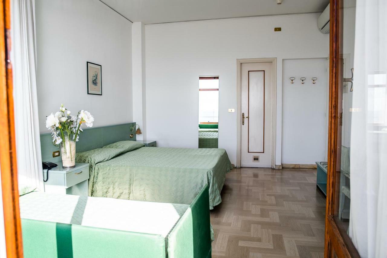 Hotel West End Αλάσιο Εξωτερικό φωτογραφία