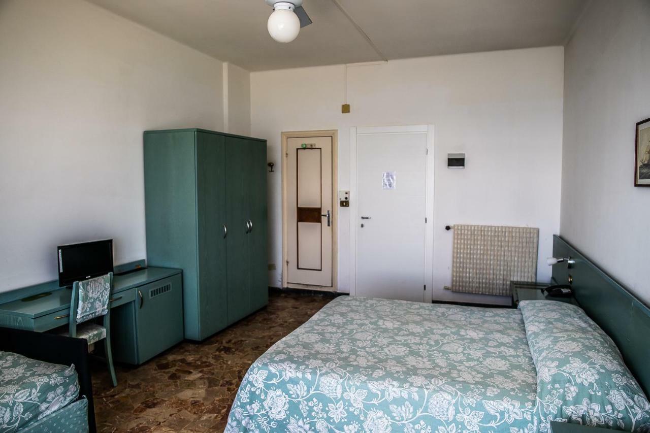 Hotel West End Αλάσιο Εξωτερικό φωτογραφία