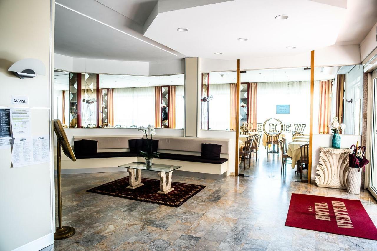 Hotel West End Αλάσιο Εξωτερικό φωτογραφία